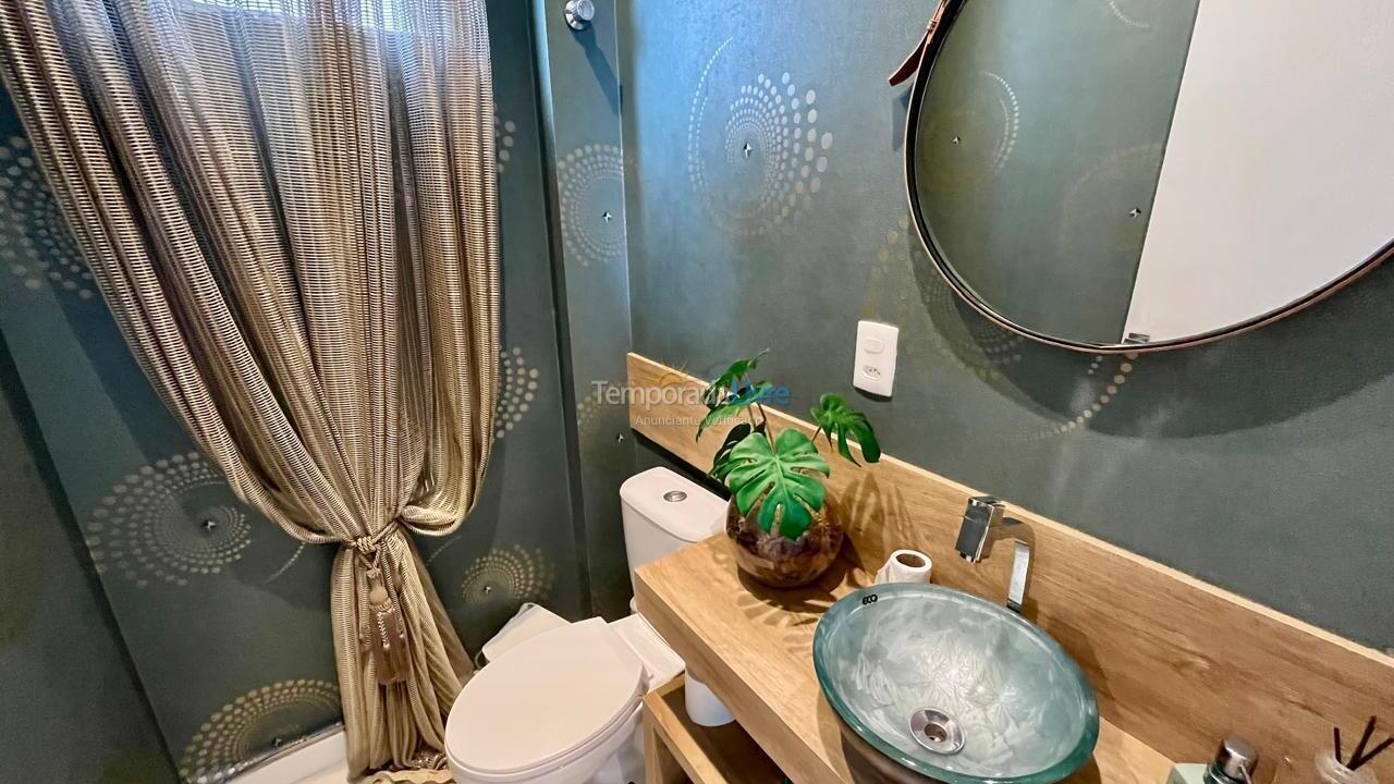 Apartamento para alquiler de vacaciones em Itapema (Meia Praia)