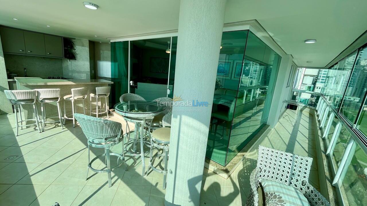 Apartment for vacation rental in Itapema (Meia Praia)