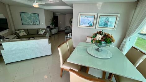 Spectacular penthouse facing the sea in Meia Praia - Itapema