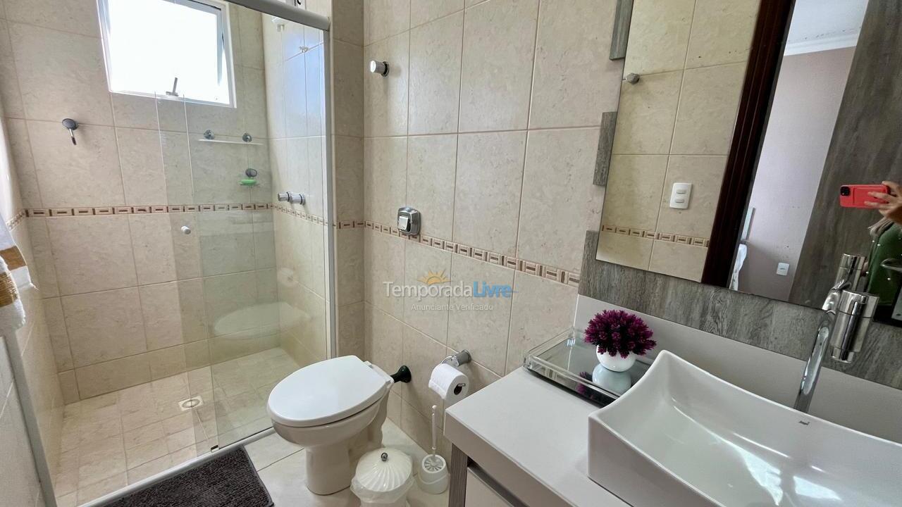 Apartment for vacation rental in Itapema (Meia Praia)