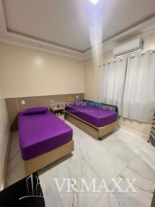 Casa para aluguel de temporada em Bombinhas (Mariscal)