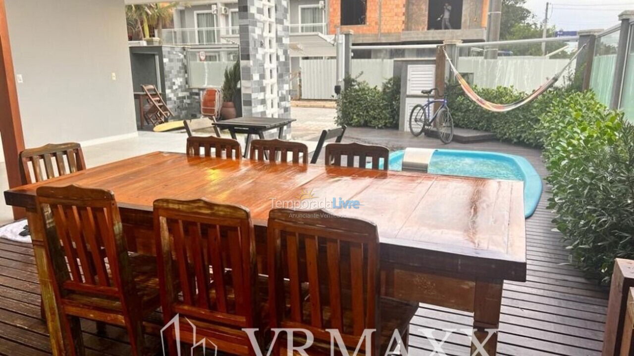 Casa para aluguel de temporada em Bombinhas (Mariscal)