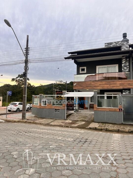 Casa para aluguel de temporada em Bombinhas (Mariscal)