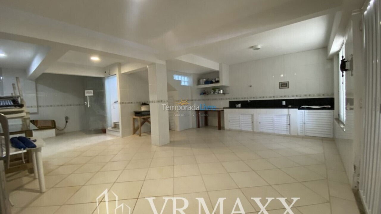 Casa para aluguel de temporada em Bombinhas (Morrinhos)