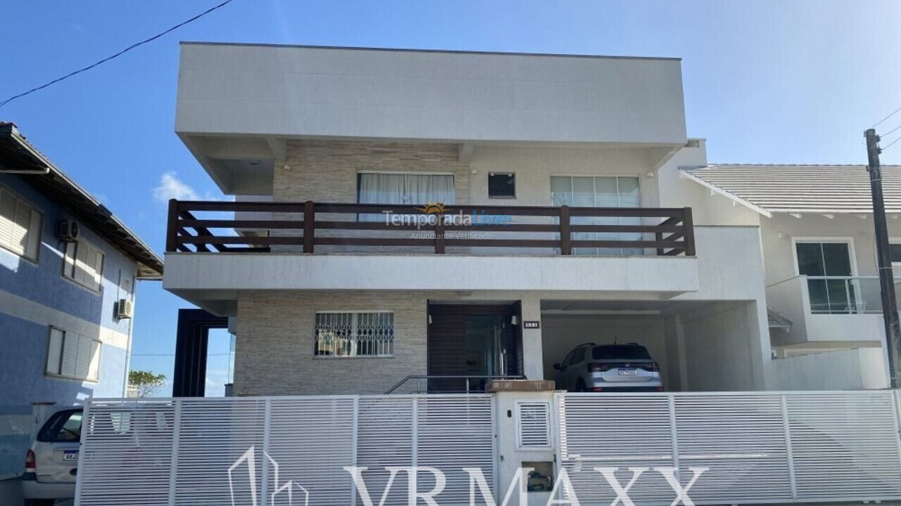 Casa para aluguel de temporada em Bombinhas (Morrinhos)