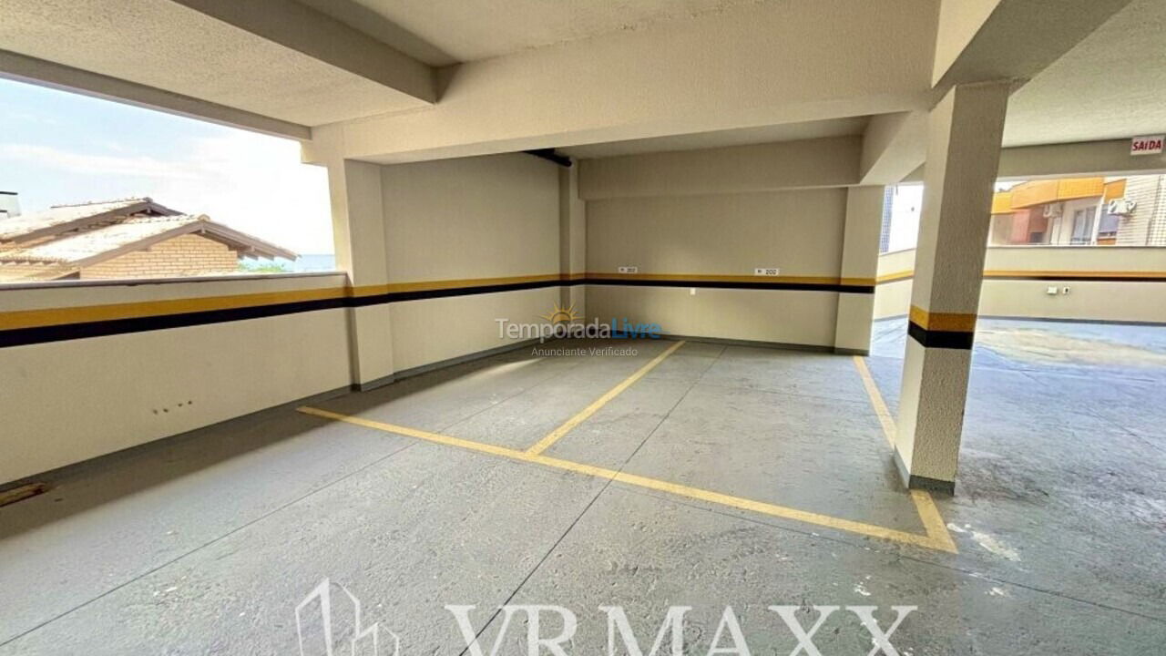 Apartamento para aluguel de temporada em Bombinhas (Praia de Zimbros)