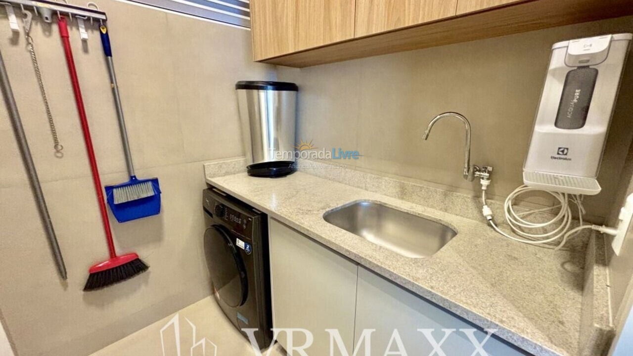 Apartamento para aluguel de temporada em Bombinhas (Praia de Zimbros)