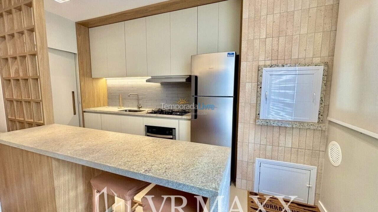 Apartamento para aluguel de temporada em Bombinhas (Praia de Zimbros)