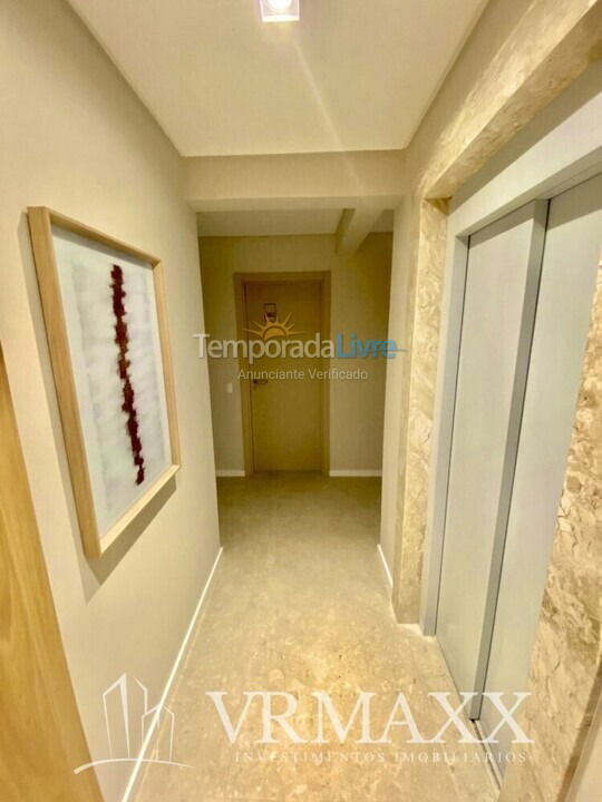 Apartamento para aluguel de temporada em Bombinhas (Praia de Zimbros)