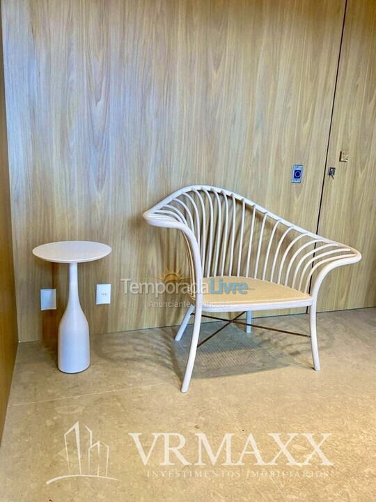 Apartamento para aluguel de temporada em Bombinhas (Praia de Zimbros)