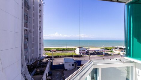 Beach 200m away • 2 Double bedrooms • Wi-fi • Garage • NOMDS