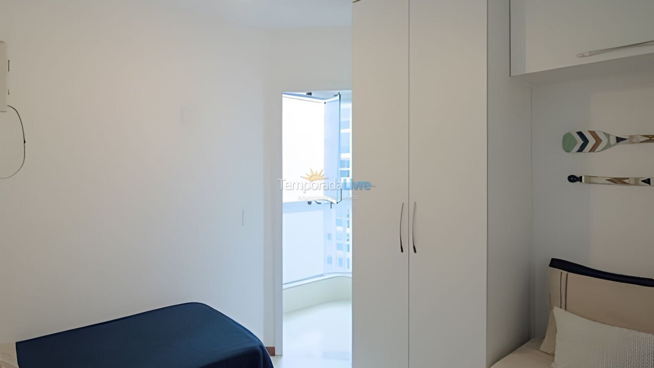 Apartamento para aluguel de temporada em Vila Velha (Praia de Itaparica)