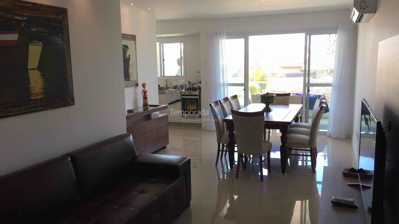 Apartamento para aluguel de temporada em Bombinhas (Canto Grande)
