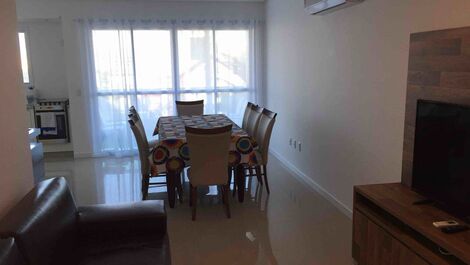 Apartamento vista mar em Canto Grande