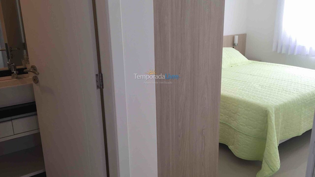 Apartamento para aluguel de temporada em Bombinhas (Canto Grande)