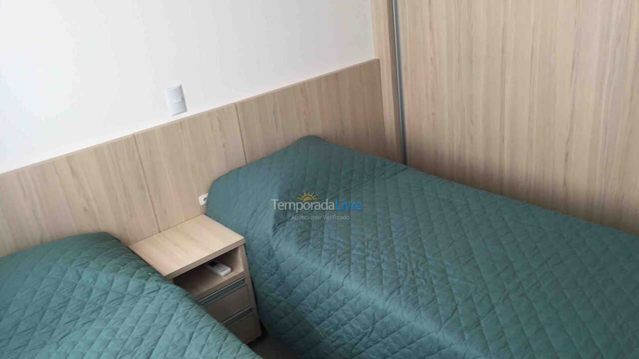 Apartamento para aluguel de temporada em Bombinhas (Canto Grande)