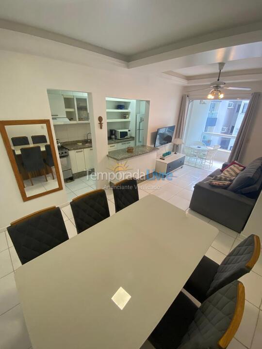 Apartamento para aluguel de temporada em Bombinhas (Praia de Bombas)