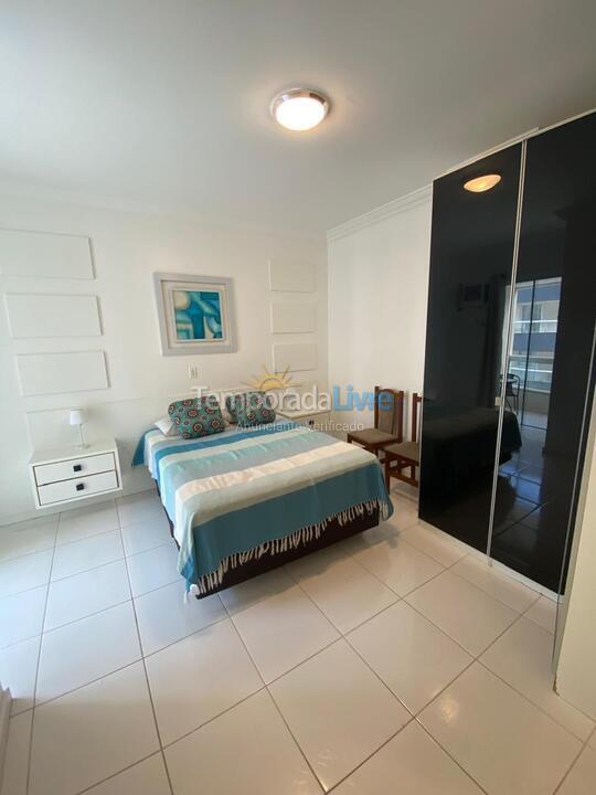 Apartamento para aluguel de temporada em Bombinhas (Praia de Bombas)