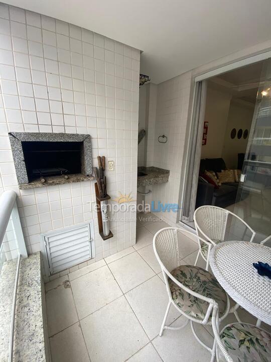 Apartamento para aluguel de temporada em Bombinhas (Praia de Bombas)