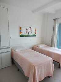 Fun on the Beach! Beachfront Apartment