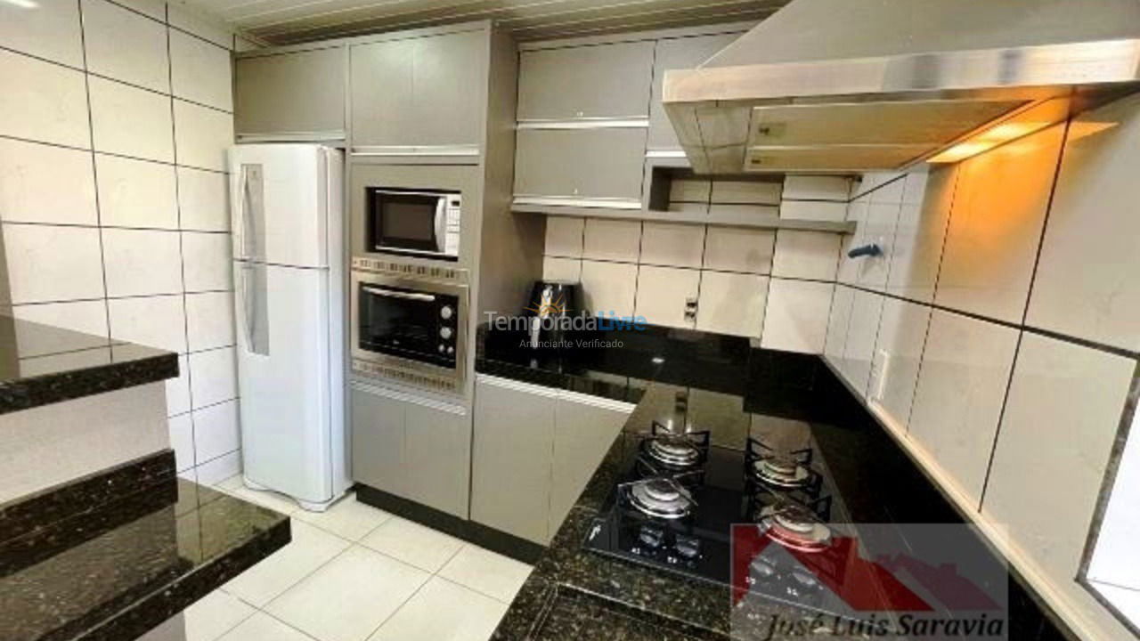 Apartment for vacation rental in Bombinhas (Praia de Bombas)
