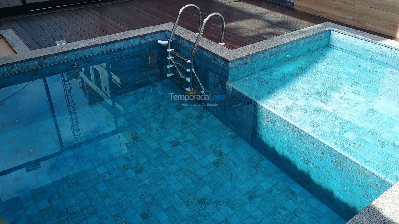 Apartment for vacation rental in Bombinhas (Mariscal)