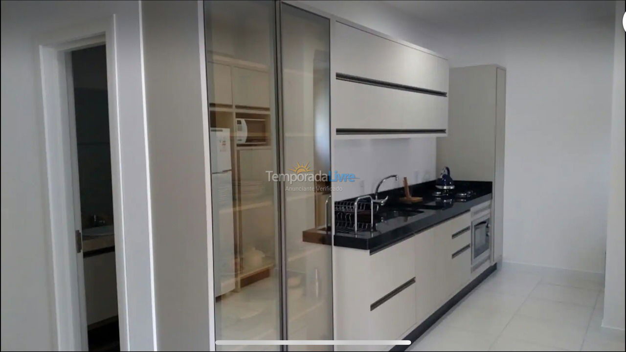 Apartamento para aluguel de temporada em Bombinhas (Praia de Bombinhas)