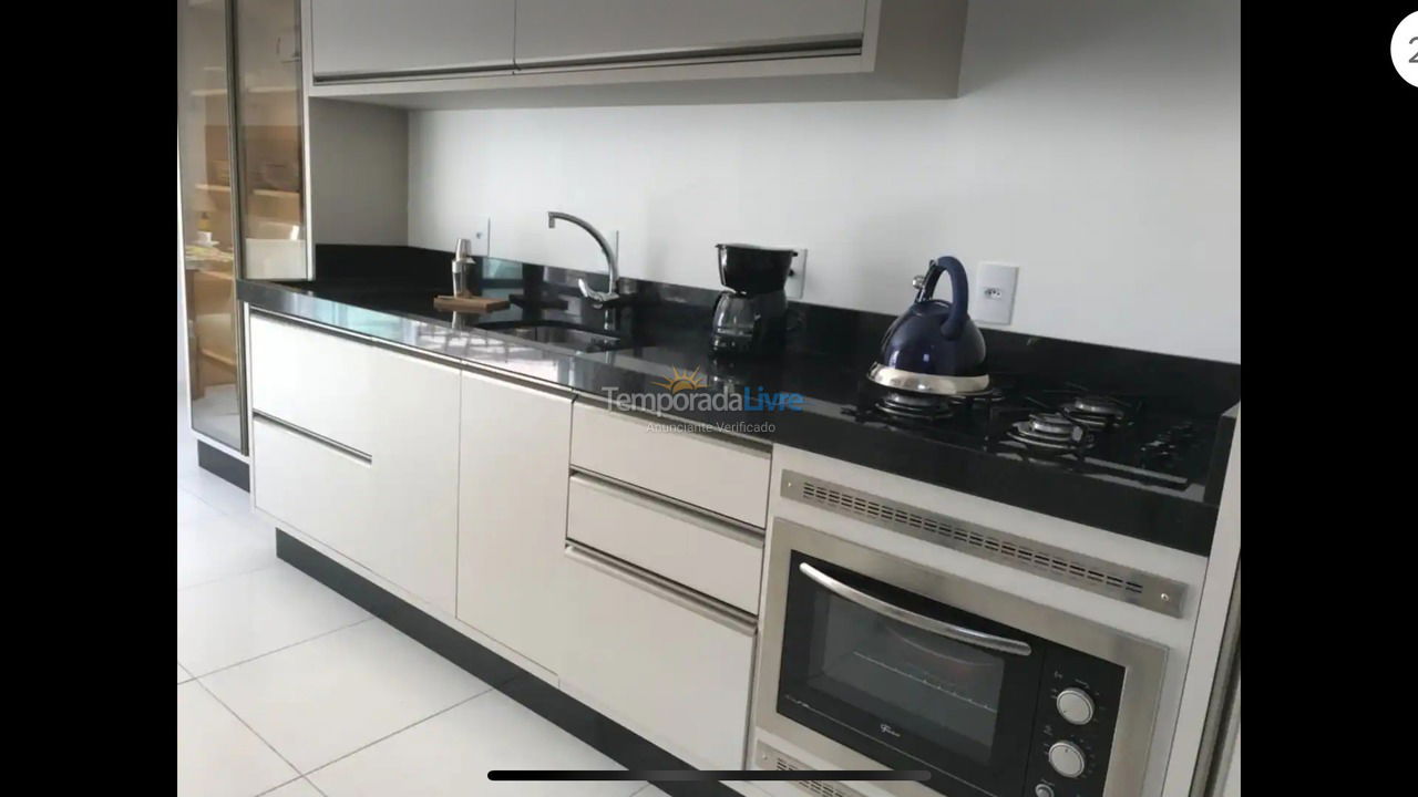Apartamento para aluguel de temporada em Bombinhas (Praia de Bombinhas)