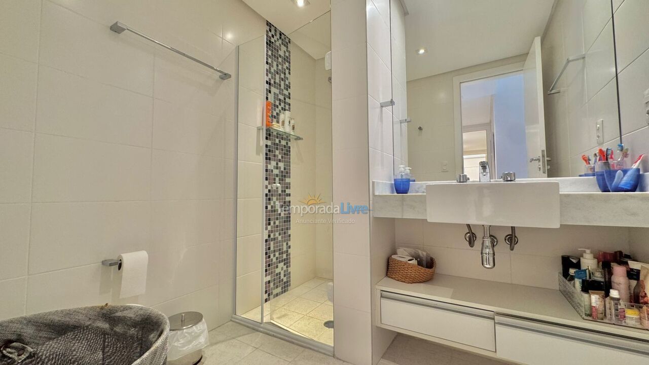 Apartamento para aluguel de temporada em Bertioga (Riviera de São Lourenço)