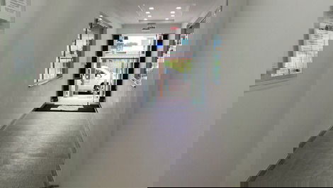 Apartamento em Condomínio com Piscina no Centro de Bombinhas