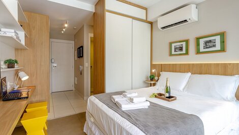 Swimming pool, gym, AC, Pinheiros |Brazilian Corner
