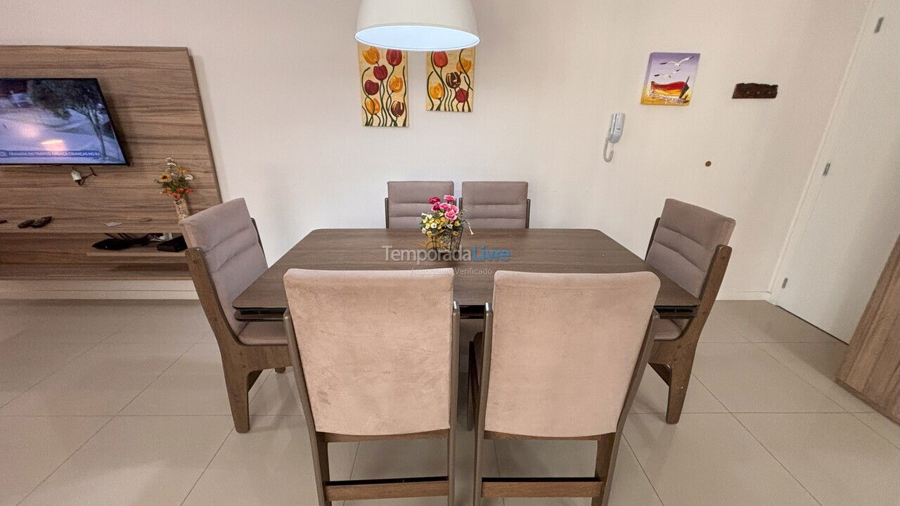 Apartamento para alquiler de vacaciones em Bombinhas (Praia de Bombas)