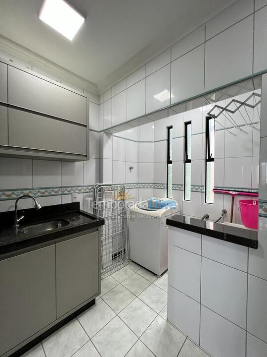 Apartment for vacation rental in Bombinhas (Praia de Bombas)