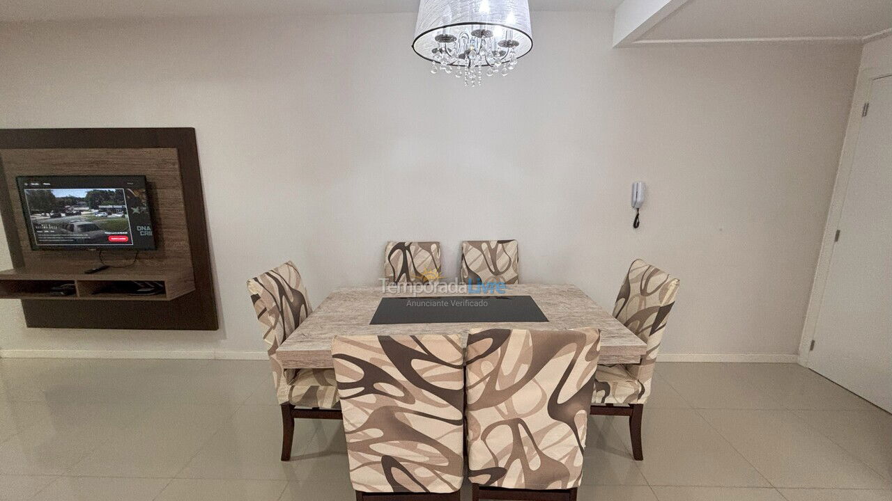 Apartment for vacation rental in Bombinhas (Praia de Bombas)