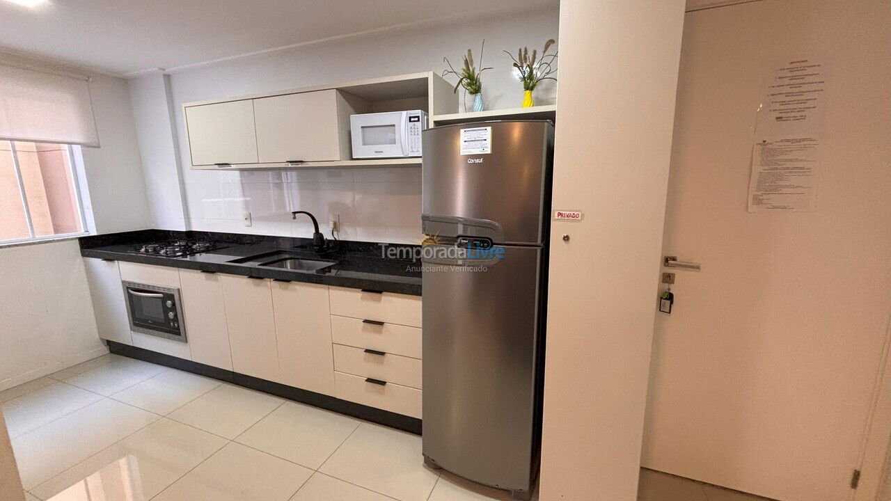 Apartamento para aluguel de temporada em Bombinhas (Praia de Bombas)