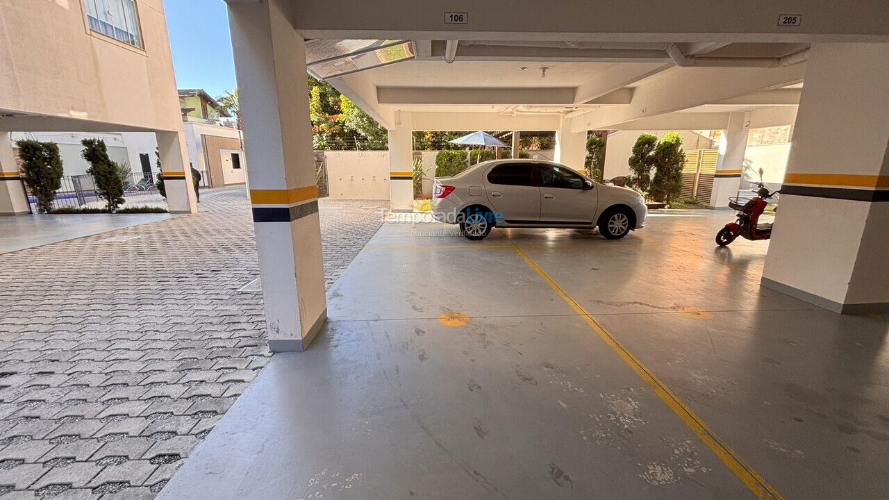 Apartamento para aluguel de temporada em Bombinhas (Praia de Bombas)