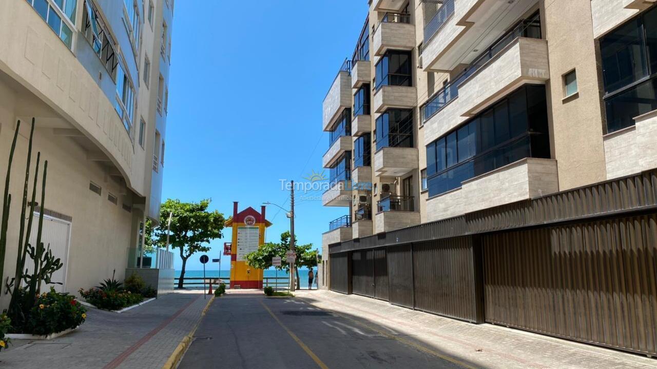 Apartamento para alquiler de vacaciones em Itapema (Meia Praia)