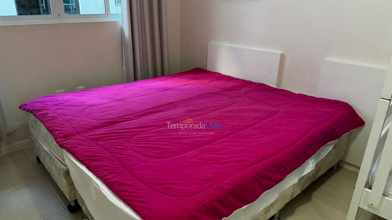 Apartment for vacation rental in Itapema (Meia Praia)