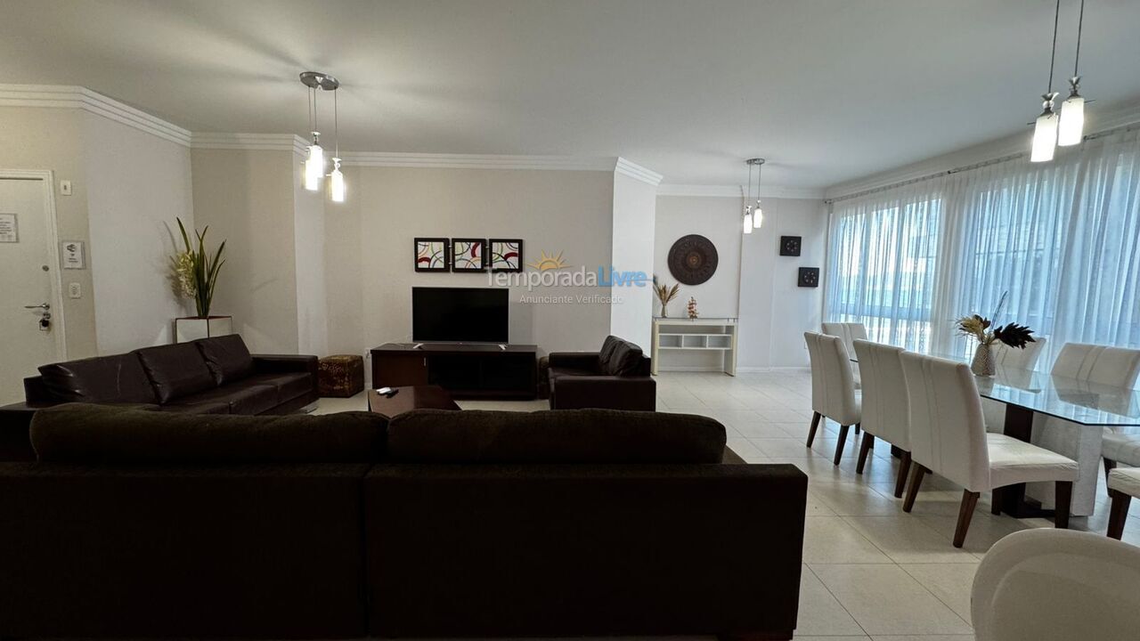 Apartment for vacation rental in Itapema (Meia Praia)