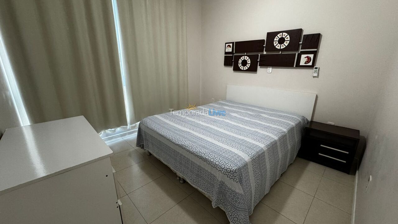 Apartment for vacation rental in Itapema (Meia Praia)