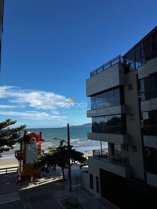 Apartment for vacation rental in Itapema (Meia Praia)