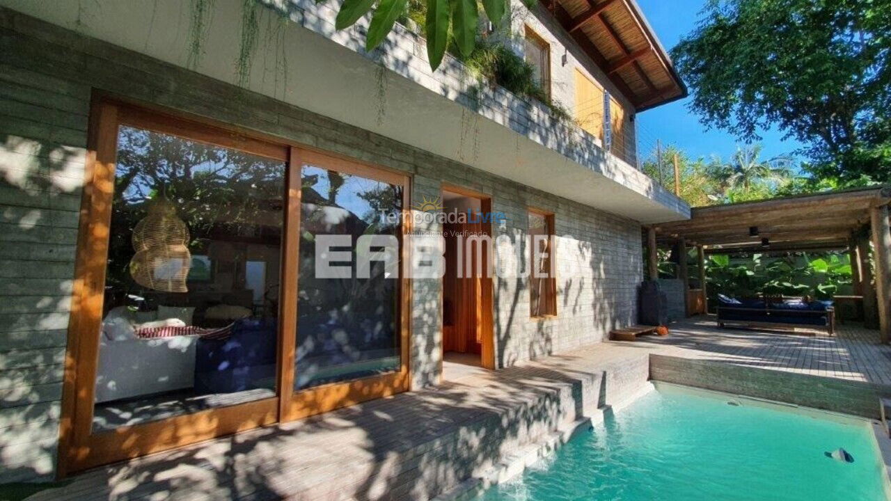 Casa para aluguel de temporada em Ubatuba (Praia de Itamambuca)