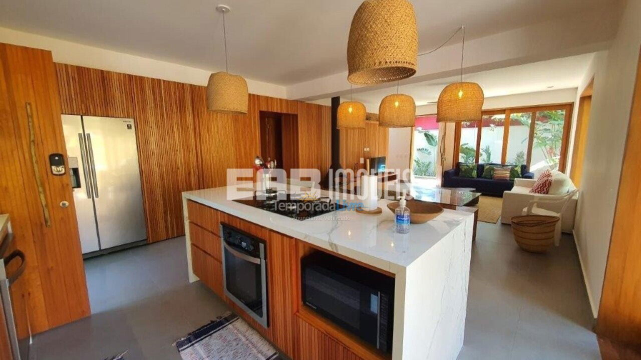 Casa para aluguel de temporada em Ubatuba (Praia de Itamambuca)
