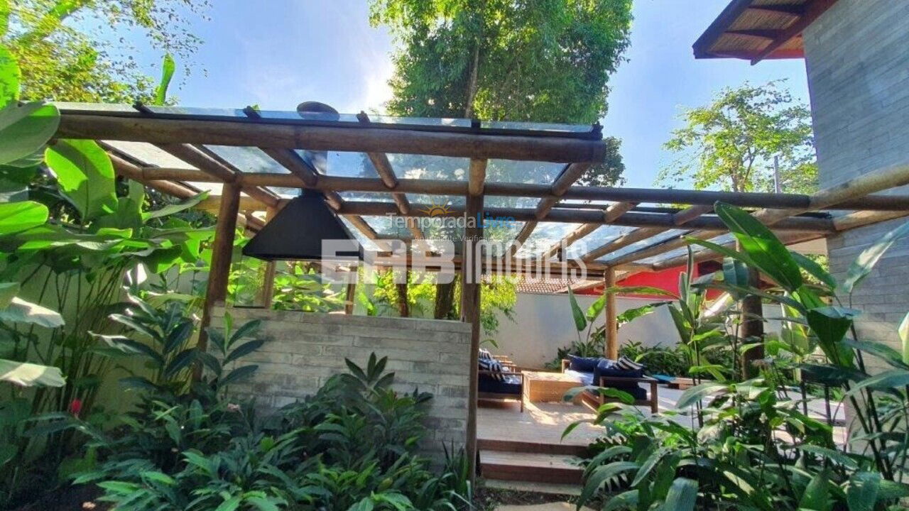 Casa para aluguel de temporada em Ubatuba (Praia de Itamambuca)