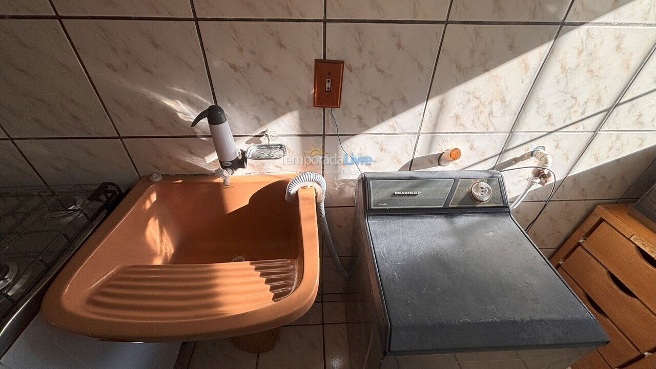 Apartment for vacation rental in Bombinhas (Praia de Bombas)