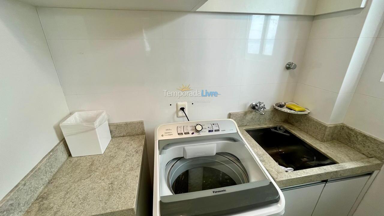 Apartamento para aluguel de temporada em Itapema (Meia Praia)