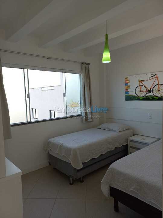 Apartamento para aluguel de temporada em Bombinhas (Canto Grande)