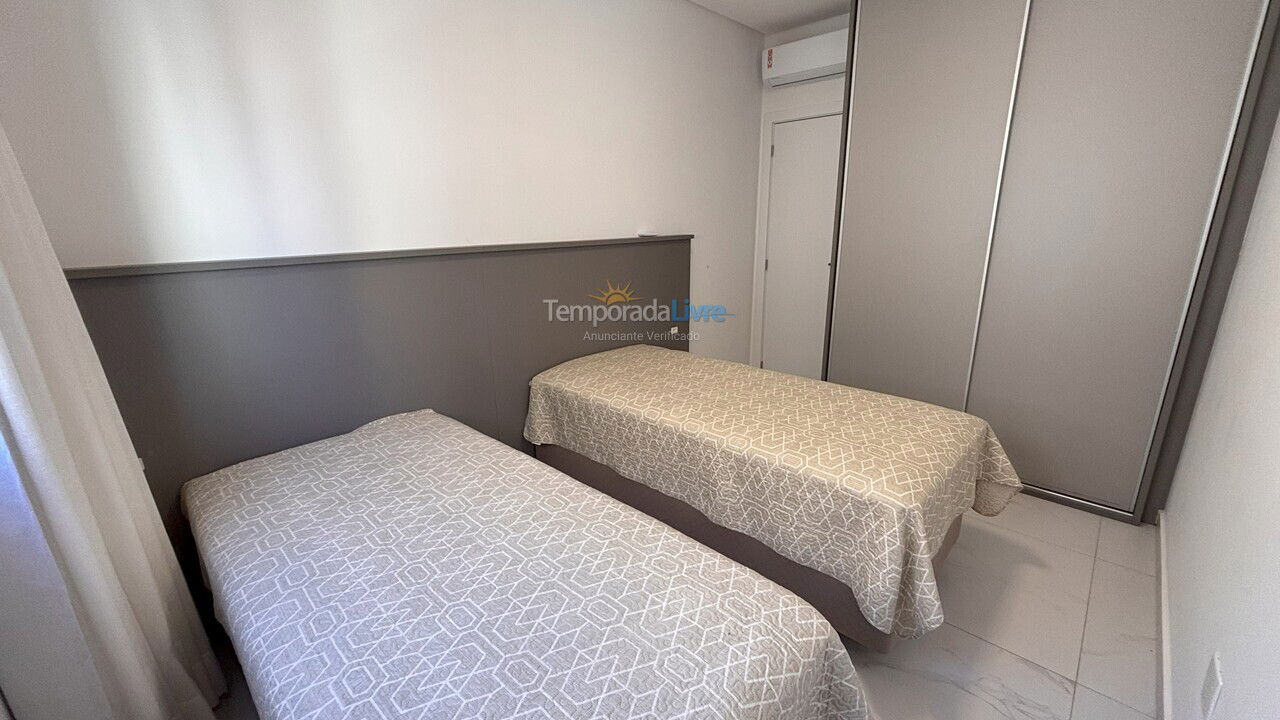Apartamento para aluguel de temporada em Bombinhas (Praia de Bombinhas)