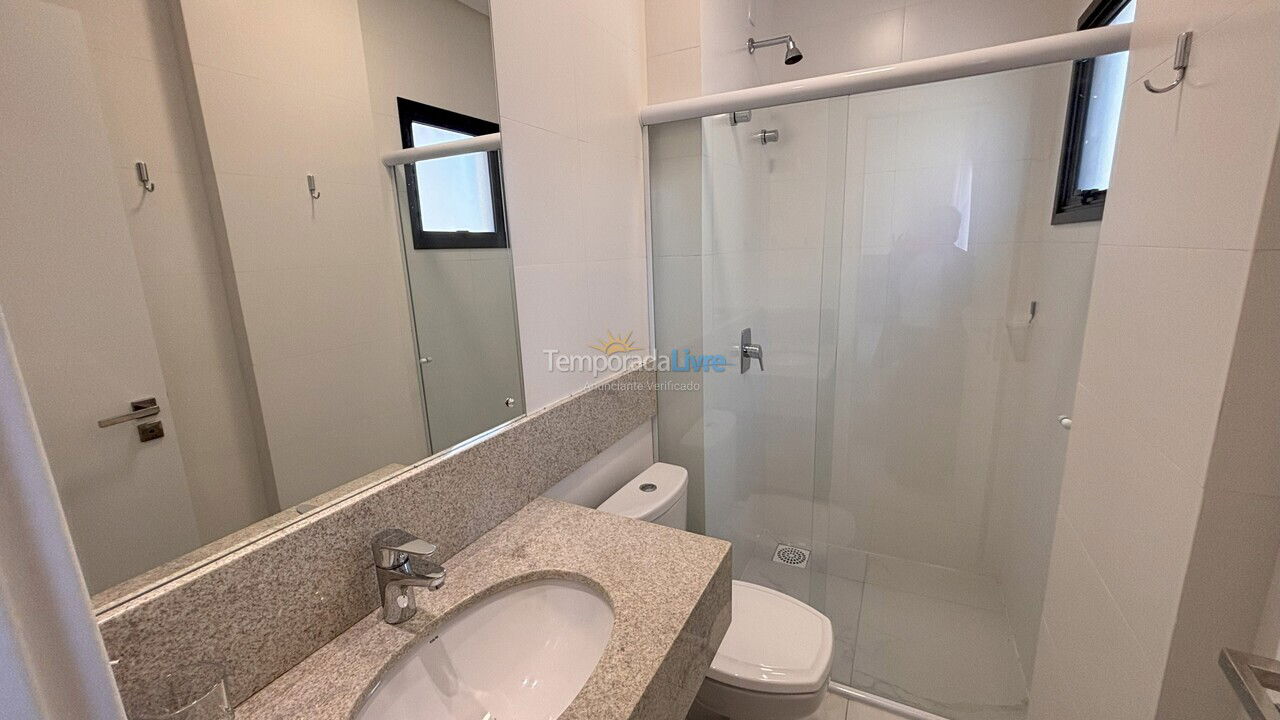 Apartamento para aluguel de temporada em Bombinhas (Praia de Bombinhas)