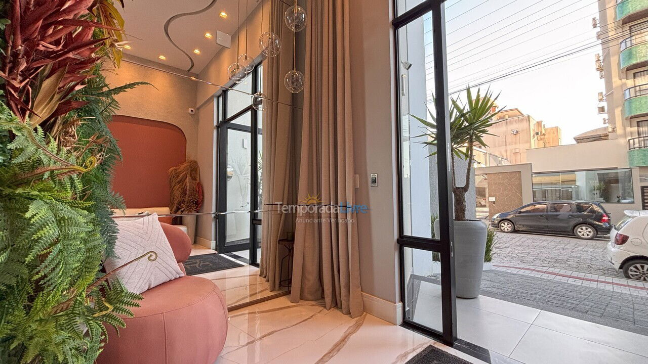 Apartamento para aluguel de temporada em Bombinhas (Praia de Bombinhas)